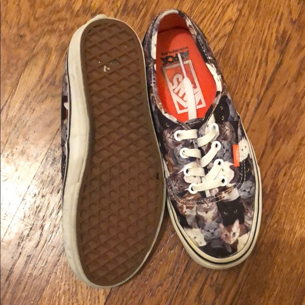 ASPCA Vans - Picture 3 of 5